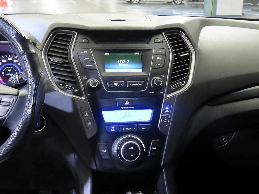 Hyundai Santafe — photo 11