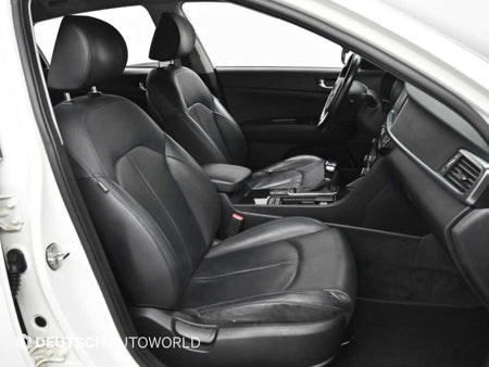 Kia K5 — photo 10