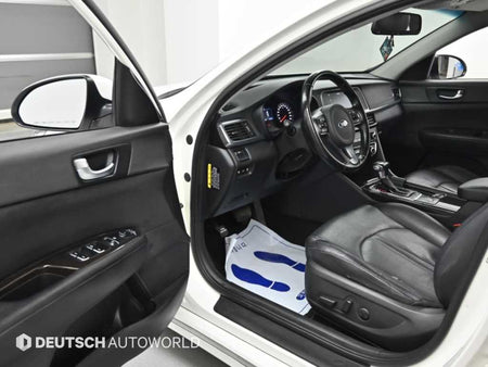 Kia K5 — photo 11