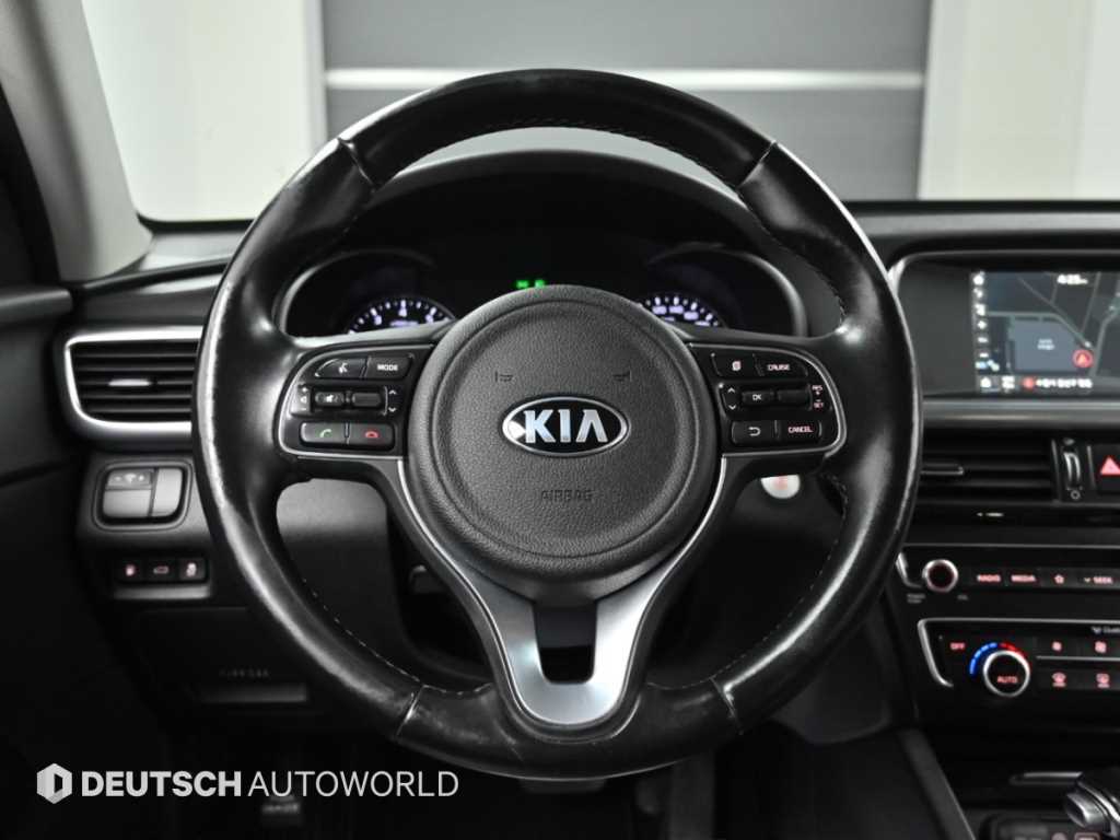 Kia K5 — photo 13