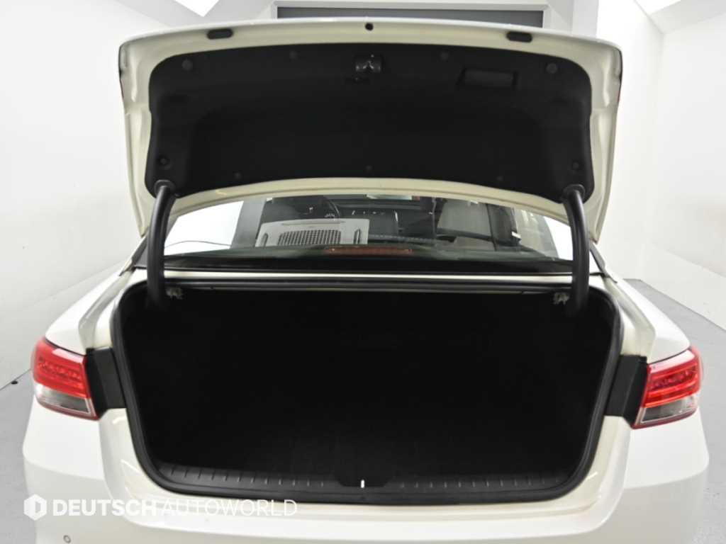Kia K5 — photo 19