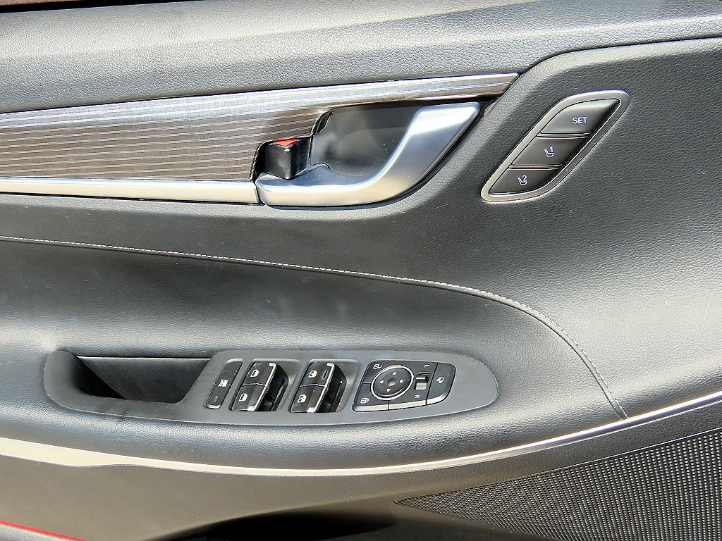 Hyundai Grandeur — photo 12