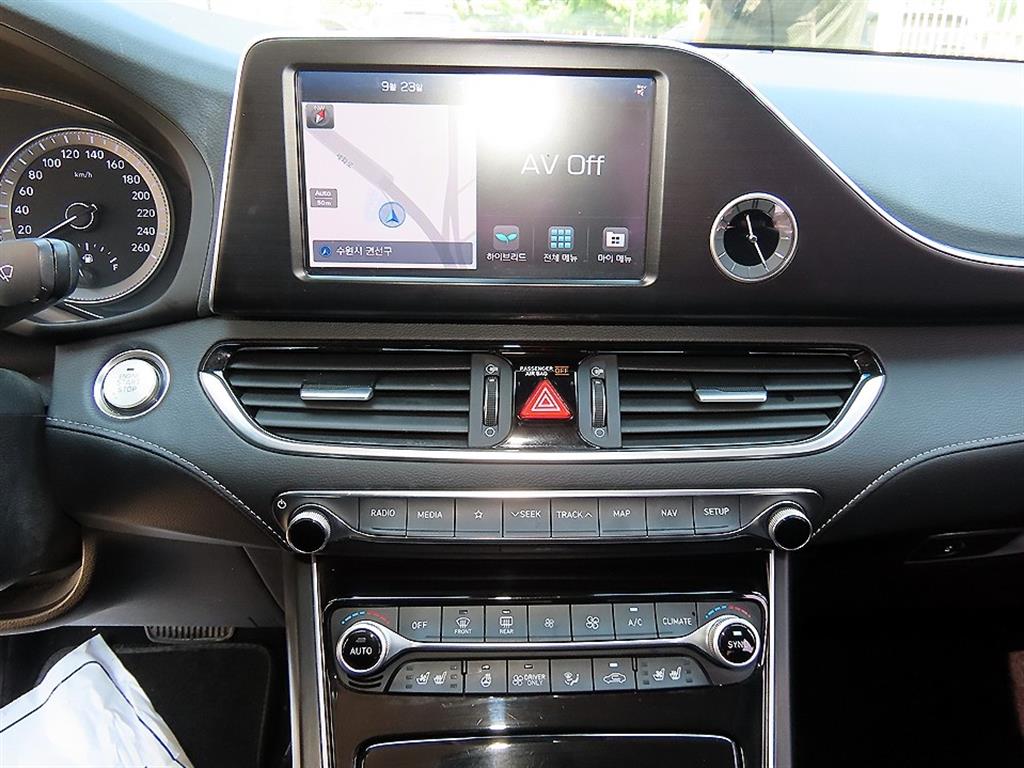 Hyundai Grandeur — photo 14