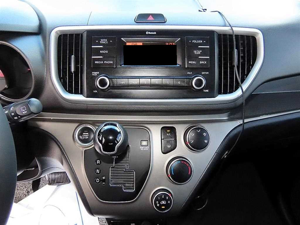 Kia RAY — photo 14