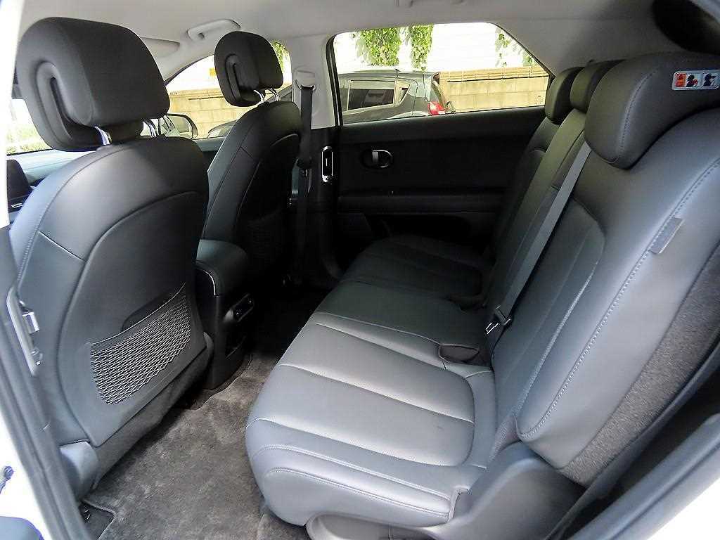 Hyundai Ioniq5 — photo 07