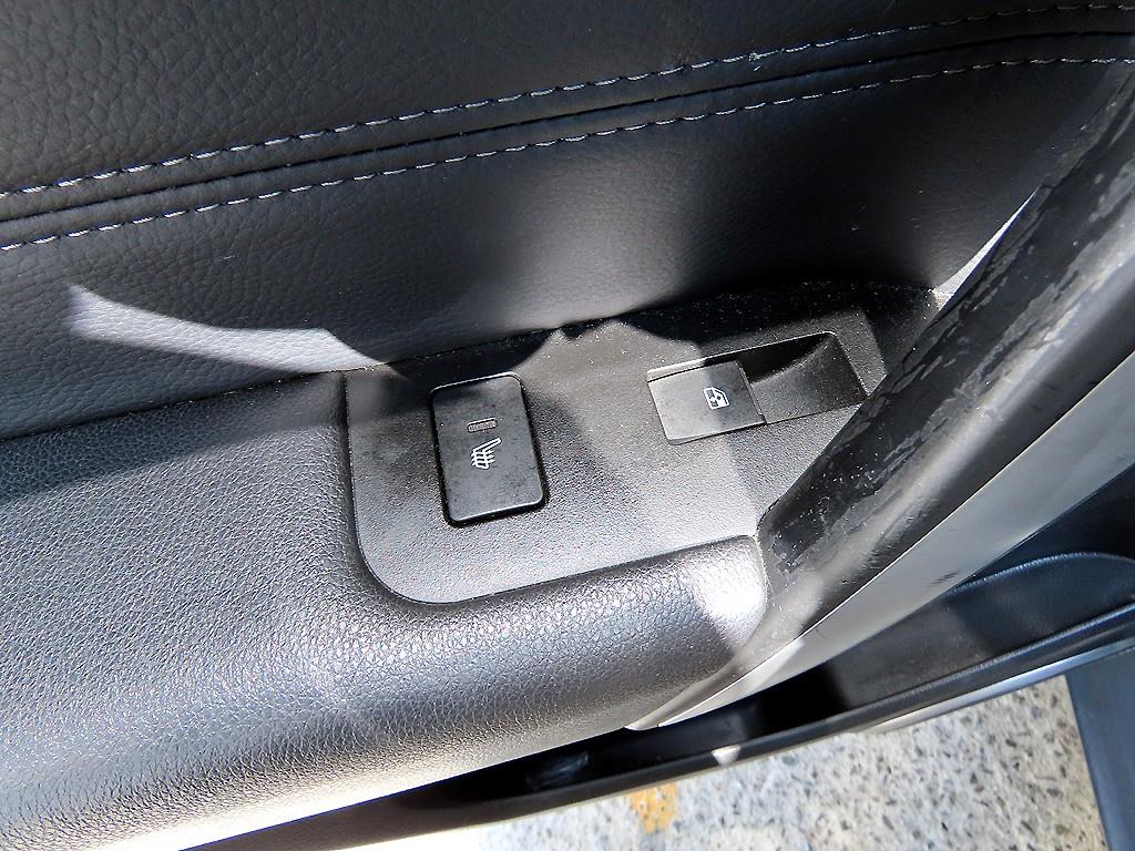 CHEVROLET Captiva — photo 16