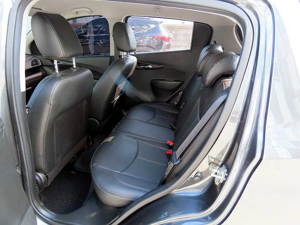 CHEVROLET Spark — photo 06