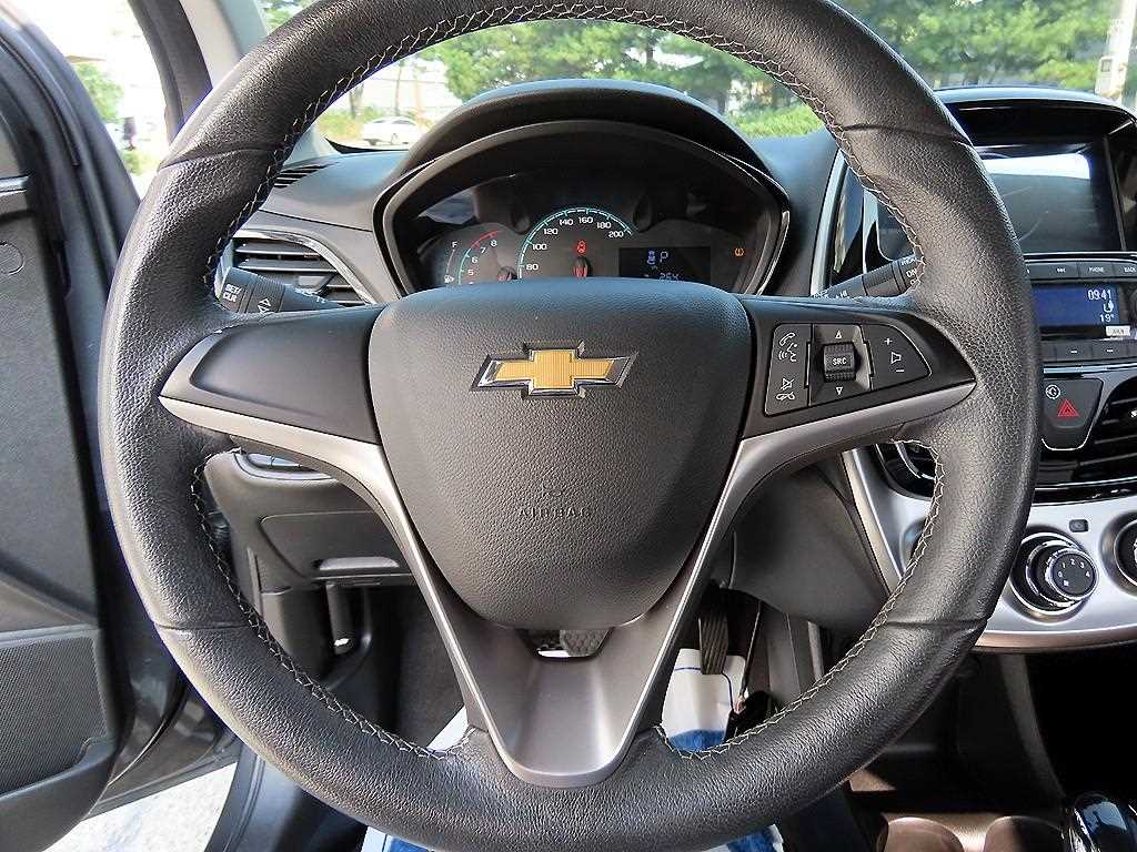 CHEVROLET Spark — photo 08