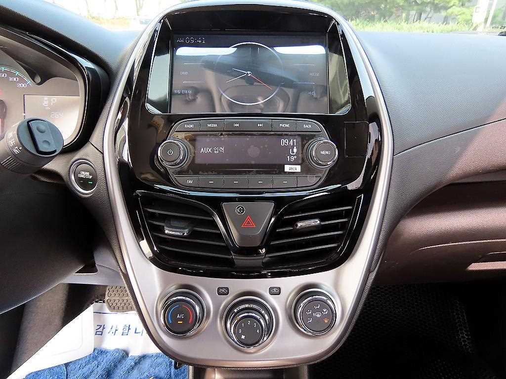 CHEVROLET Spark — photo 14