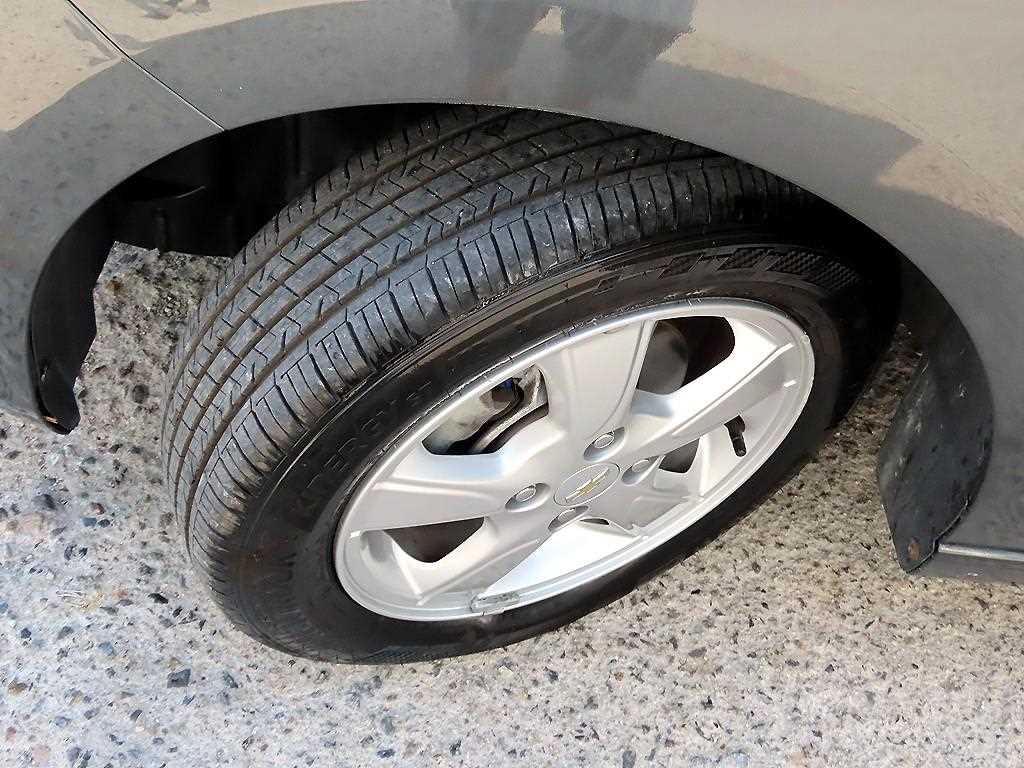 CHEVROLET Spark — photo 20