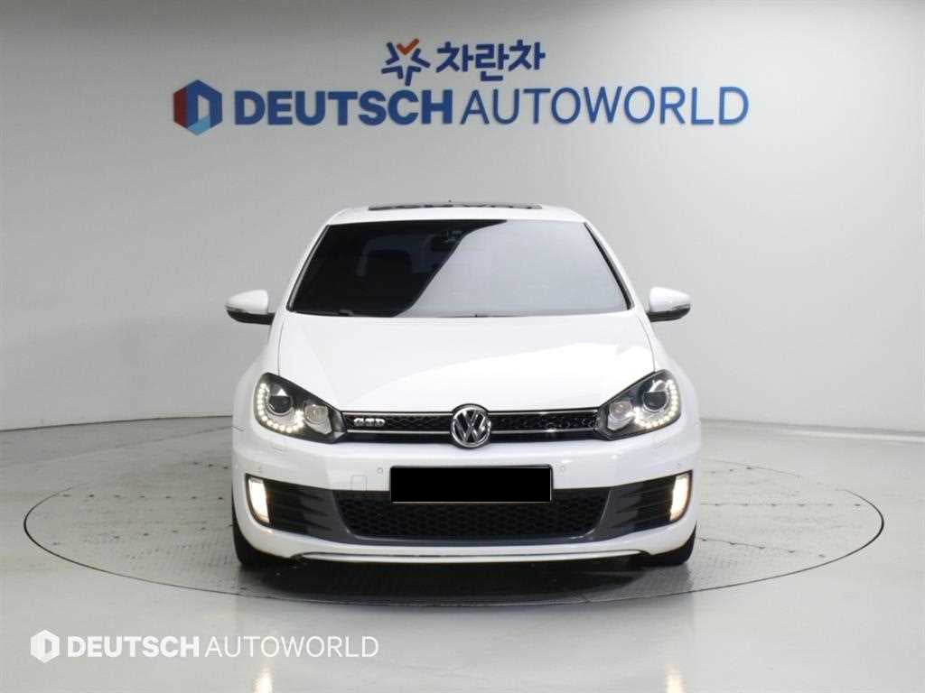 Volkswagen Golf — photo 03