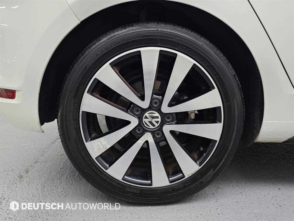 Volkswagen Golf — photo 05