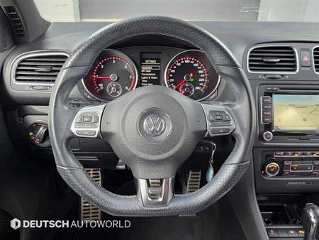 Volkswagen Golf — photo 13