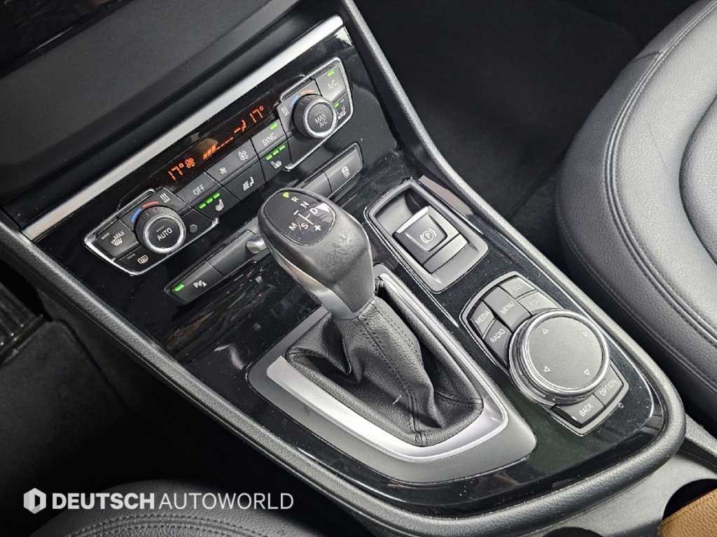 BMW 2-Series — photo 09