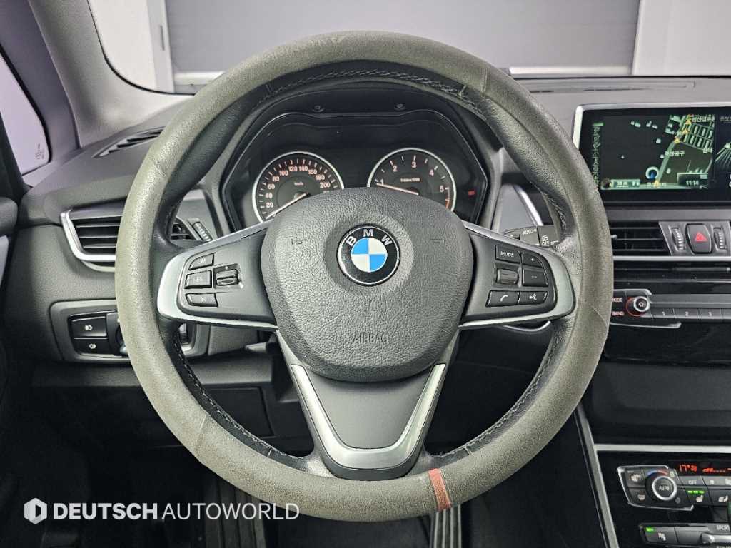 BMW 2-Series — photo 13