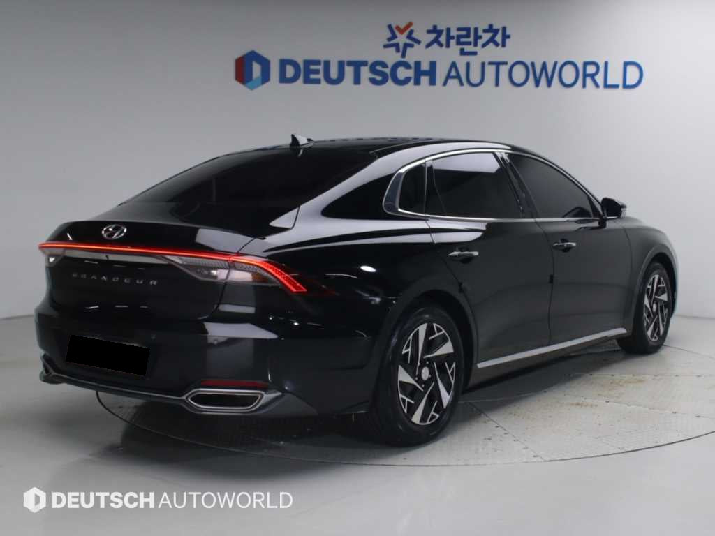 Hyundai Grandeur — photo 04