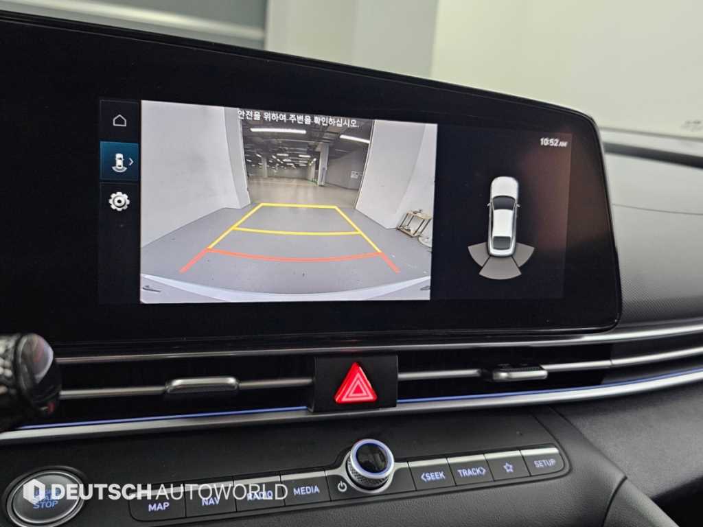 Hyundai Avante — photo 10