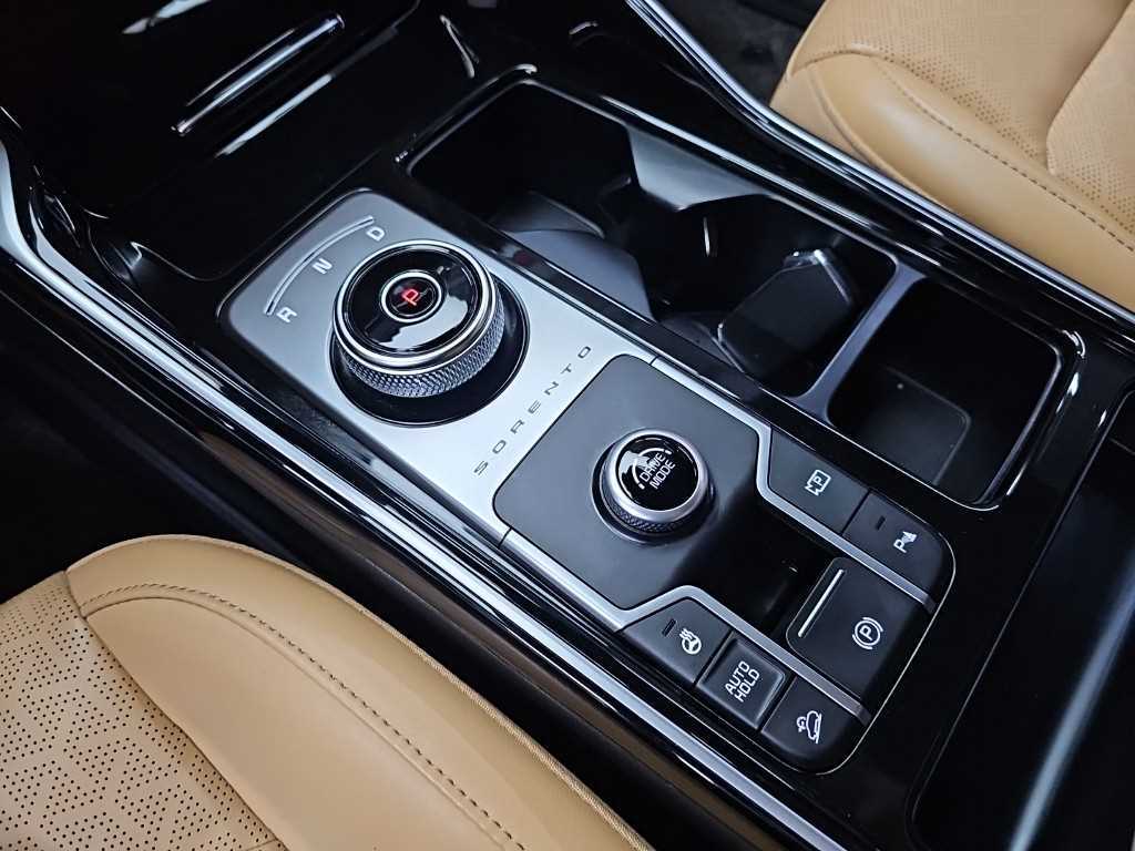 Kia Sorento — photo 08