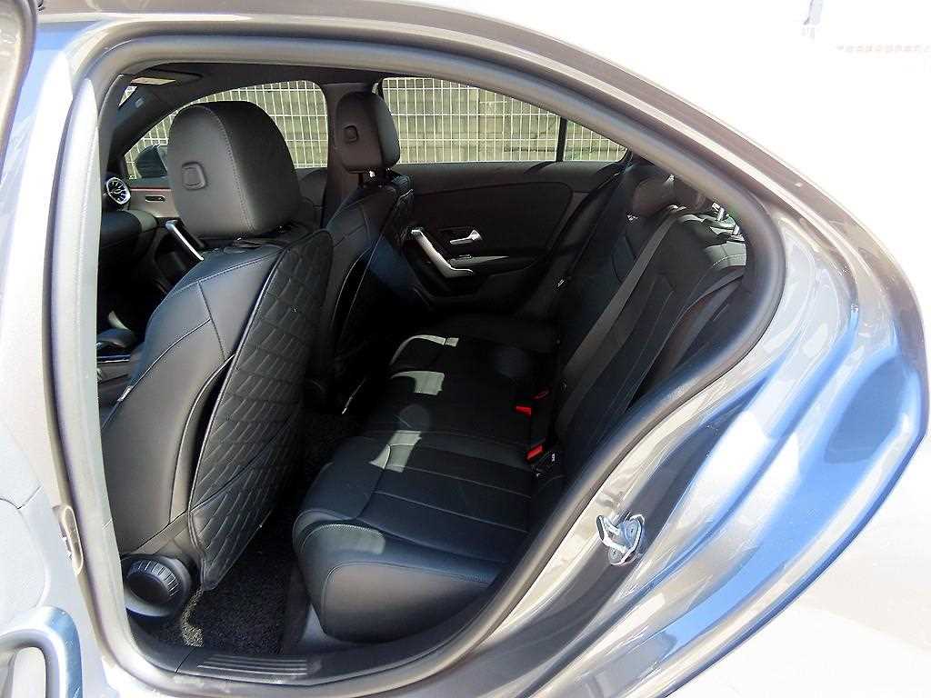 Mercedes-Benz A-Class — photo 06