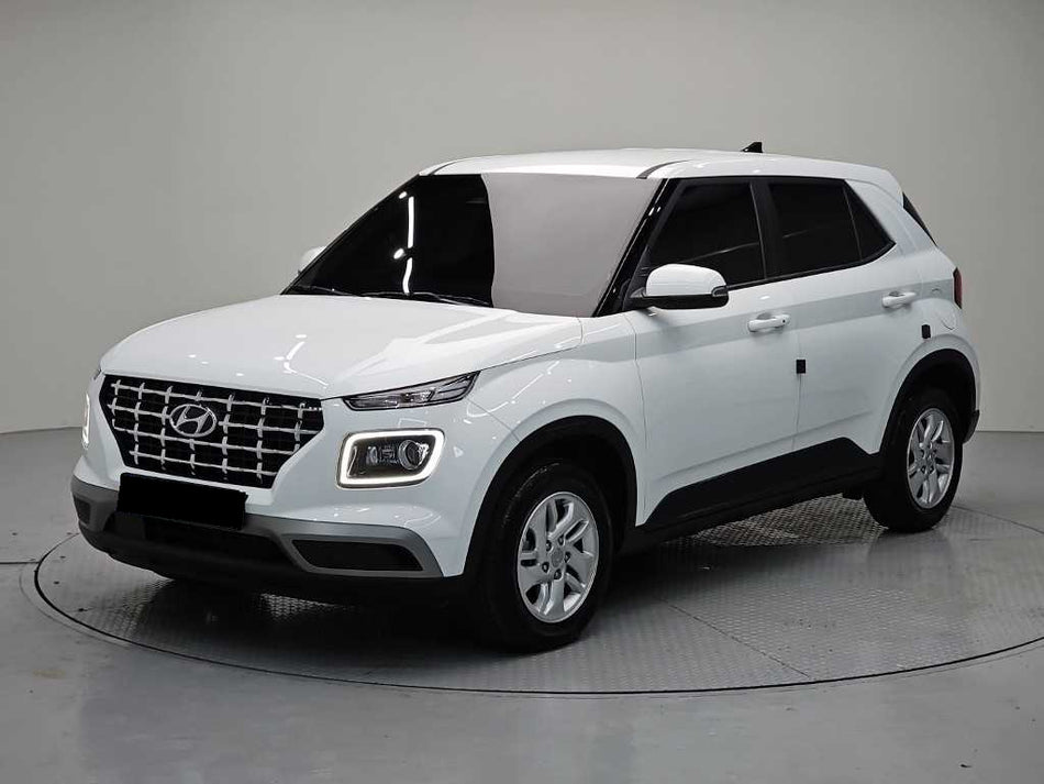 Hyundai Venue — photo 01