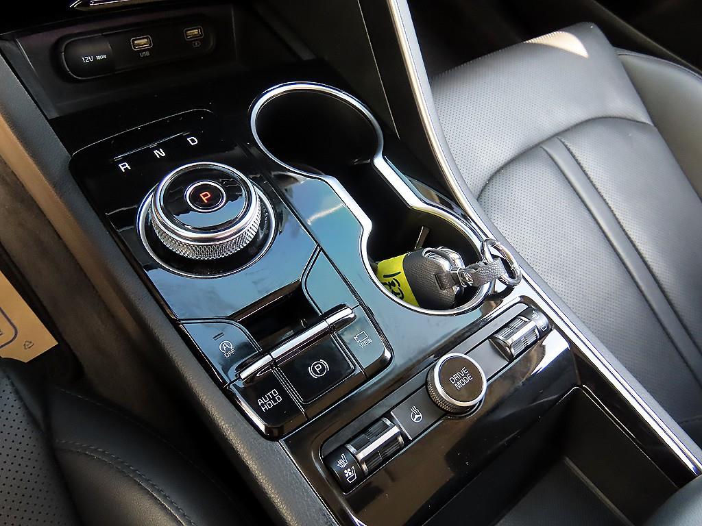 Kia K5 — photo 10