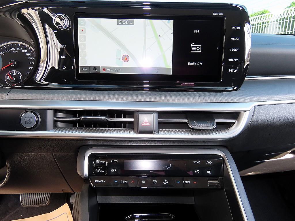 Kia K5 — photo 13