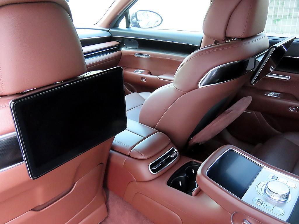 Genesis G90 — photo 15