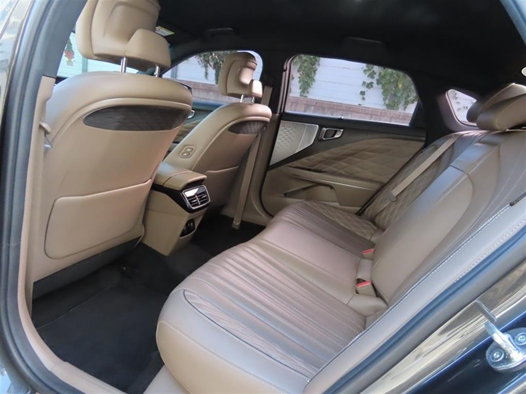 Kia K8 — photo 07