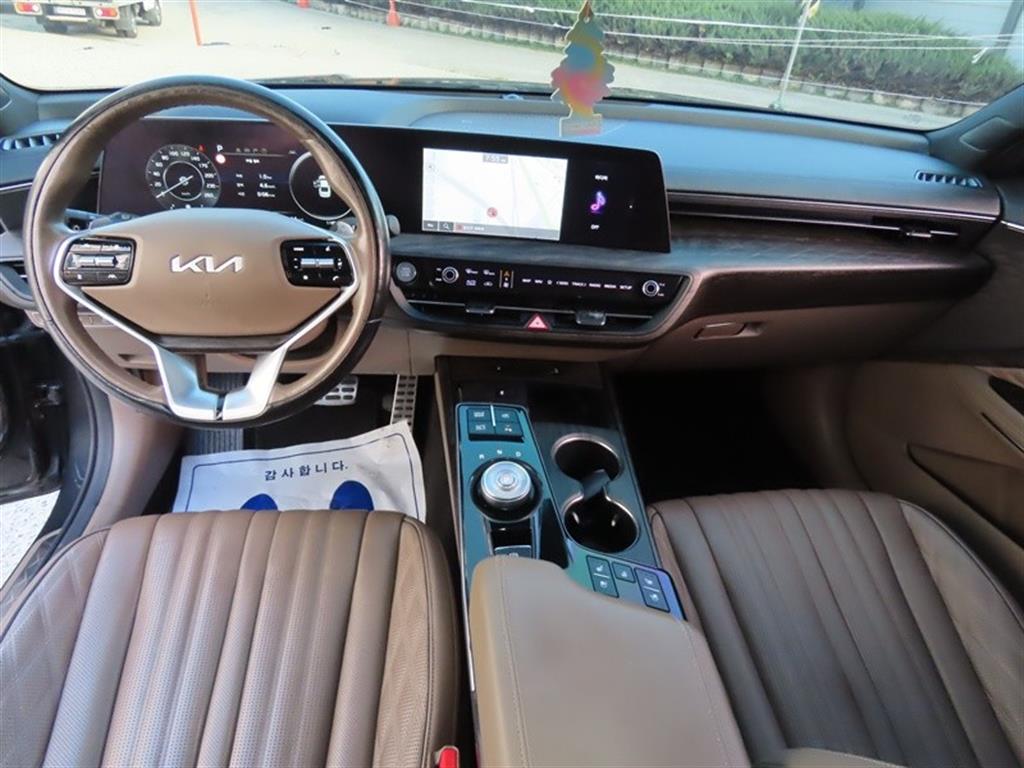 Kia K8 — photo 08