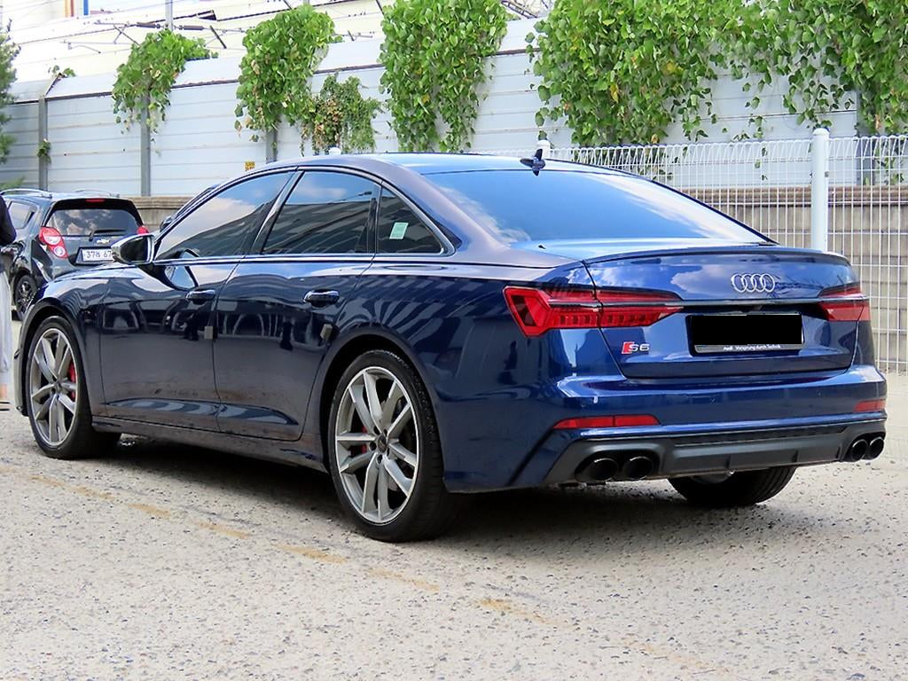 Audi S6 — photo 03