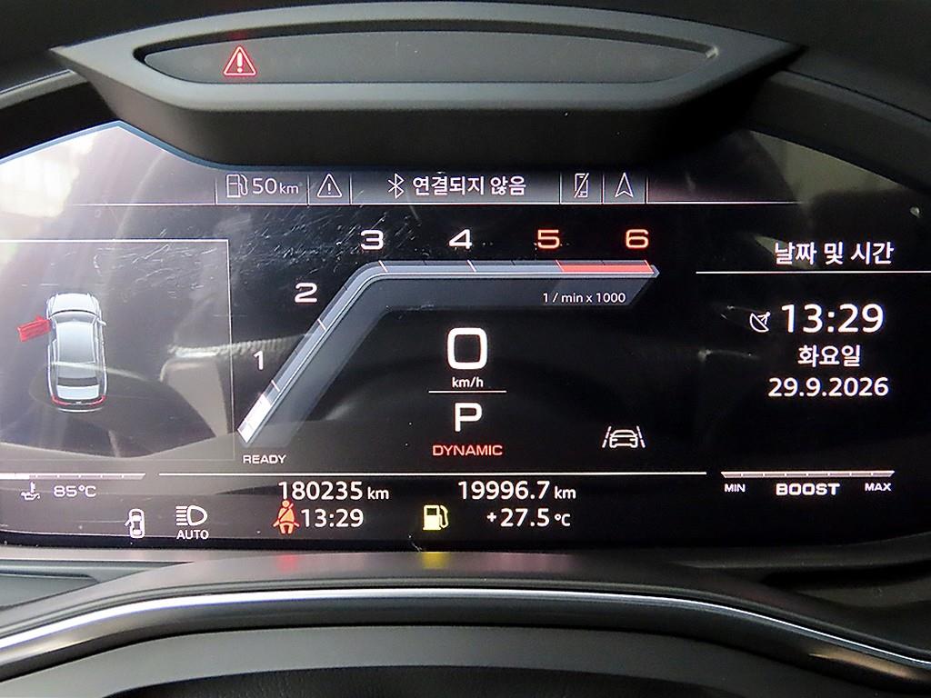 Audi S6 — photo 09