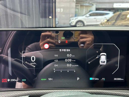 Kia EV6 — photo 17
