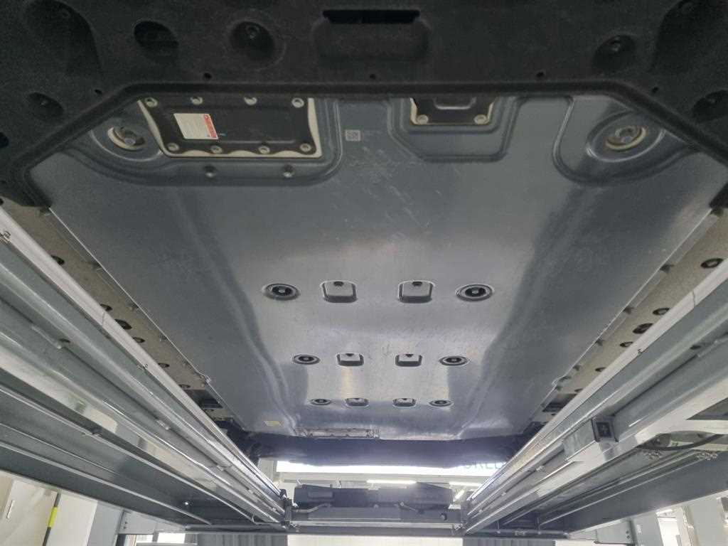 Kia EV6 — photo 20