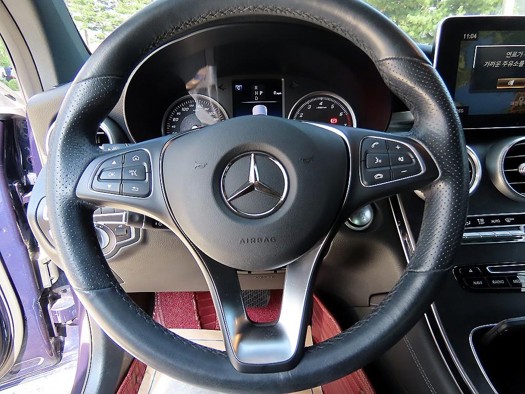 Mercedes-Benz GLC-Class — photo 08