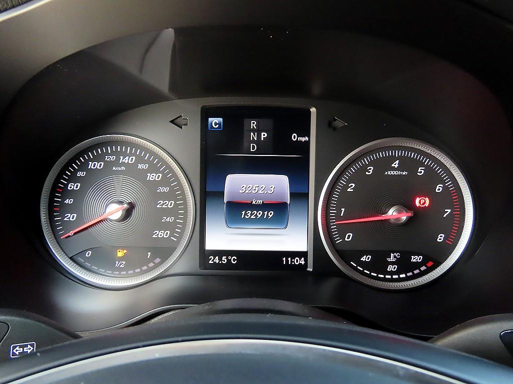 Mercedes-Benz GLC-Class — photo 09