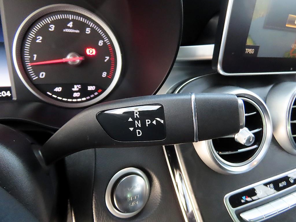 Mercedes-Benz GLC-Class — photo 10