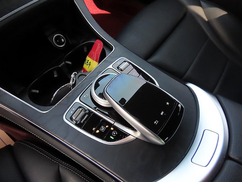 Mercedes-Benz GLC-Class — photo 11
