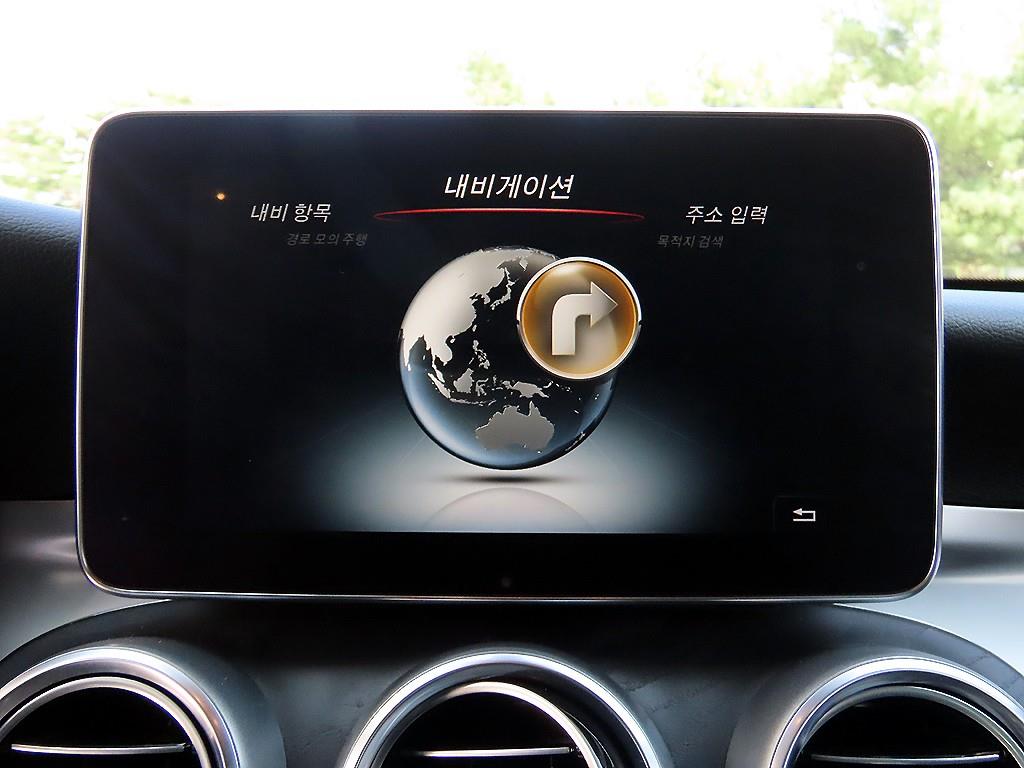 Mercedes-Benz GLC-Class — photo 13