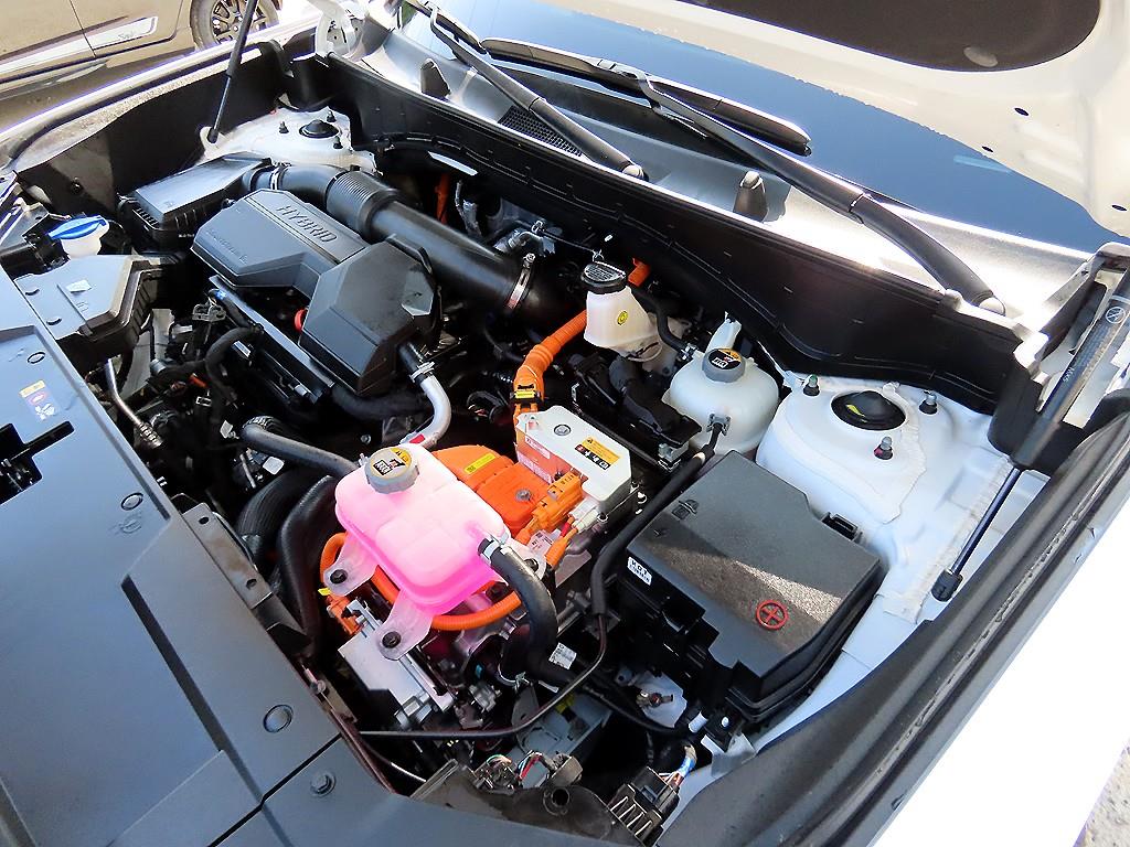 Hyundai Santafe — photo 19