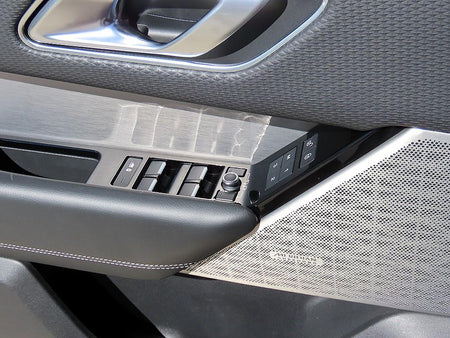 Land Rover Range Rover Velar — photo 11