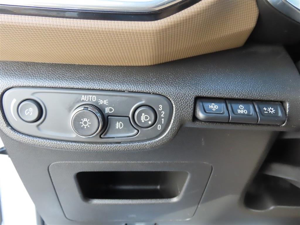 CHEVROLET Trailblazer — photo 12