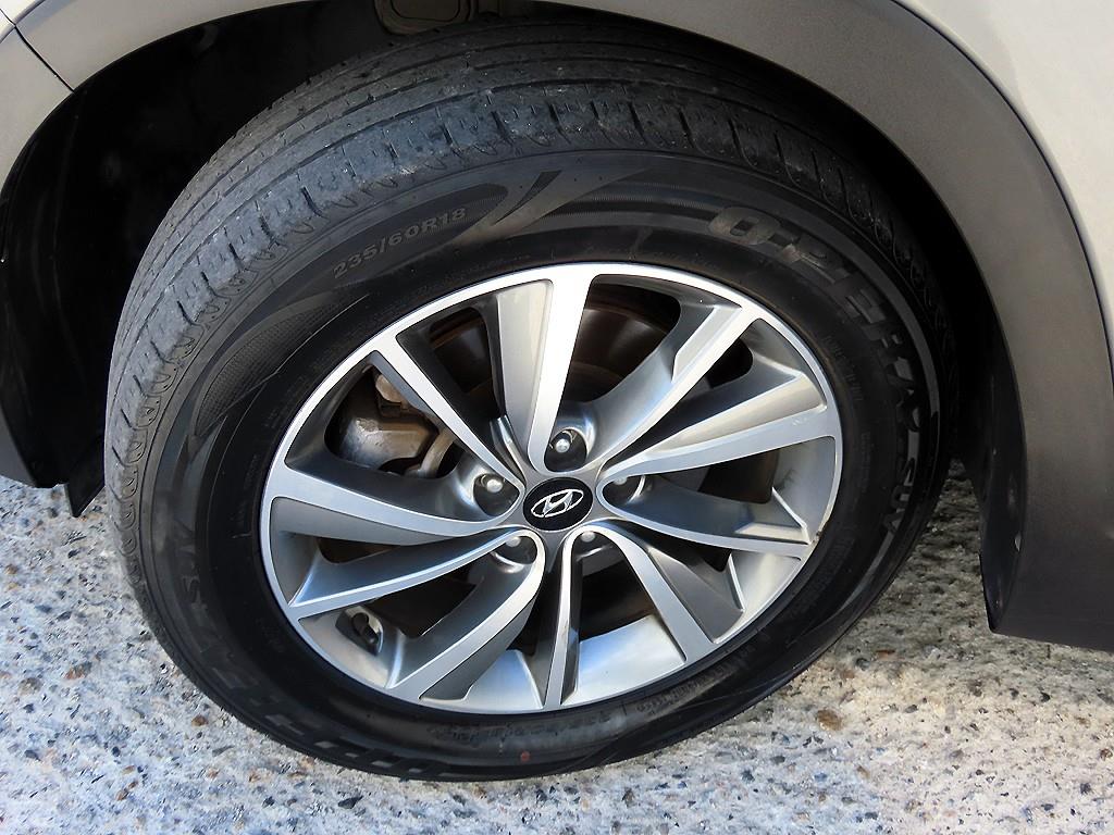 Hyundai Santafe — photo 20