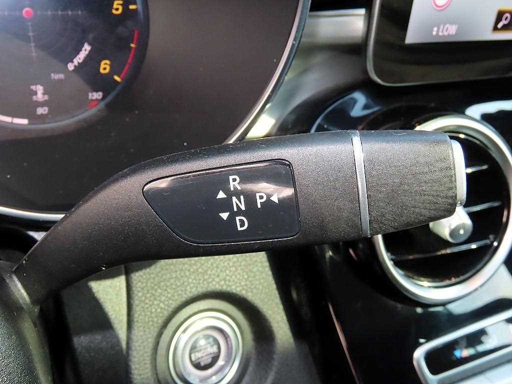 Mercedes-Benz GLC-Class — photo 11