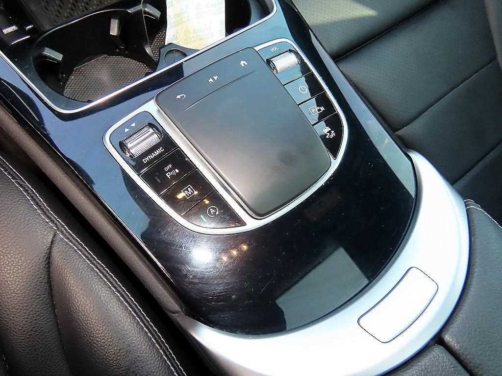 Mercedes-Benz GLC-Class — photo 12