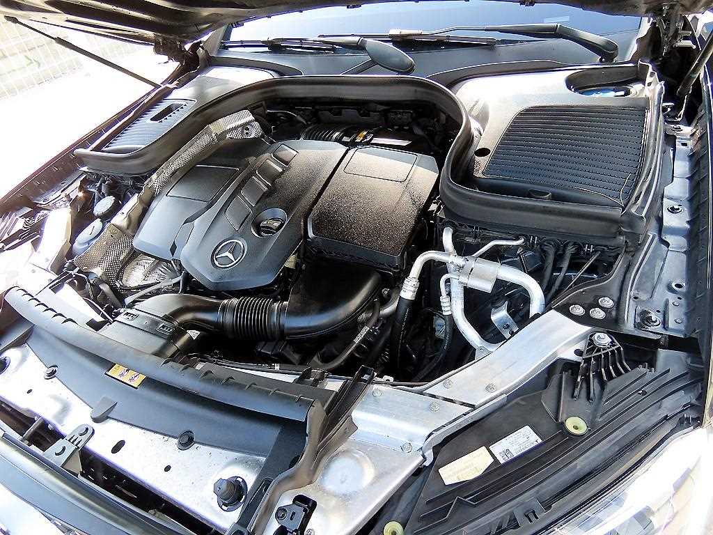 Mercedes-Benz GLC-Class — photo 19