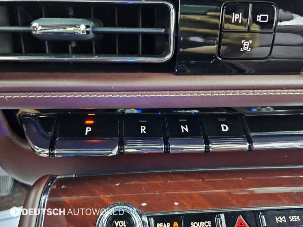 Lincoln Aviator — photo 09