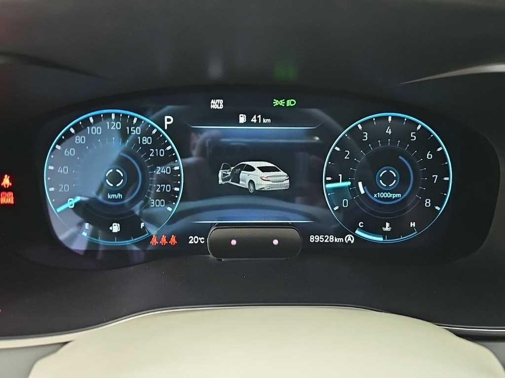 Genesis G70 — photo 06