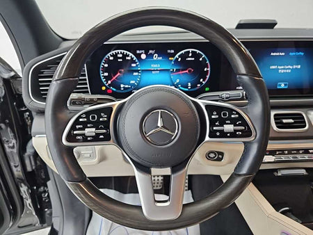 Mercedes-Benz GLS-Class — photo 09