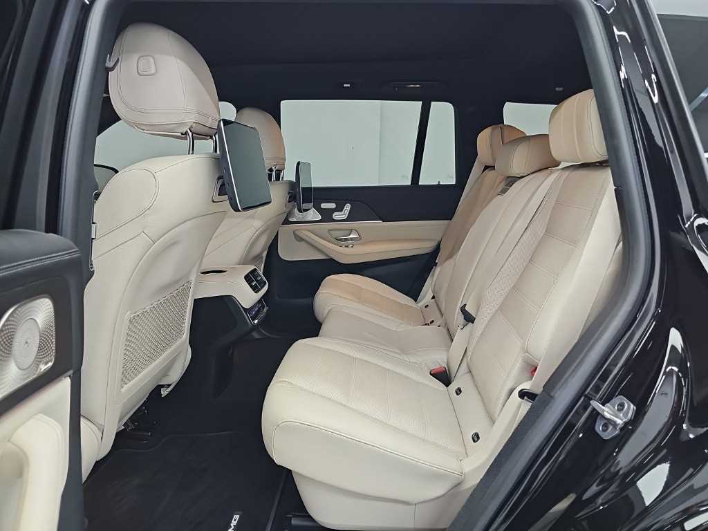 Mercedes-Benz GLS-Class — photo 12