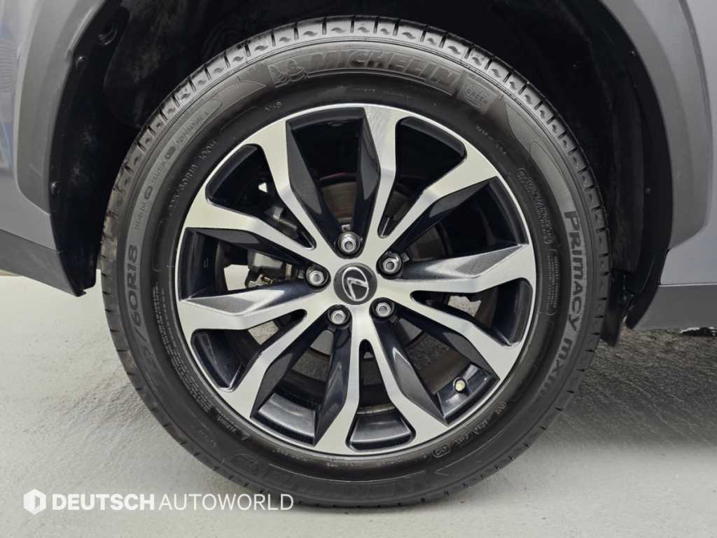 Lexus NX — photo 05